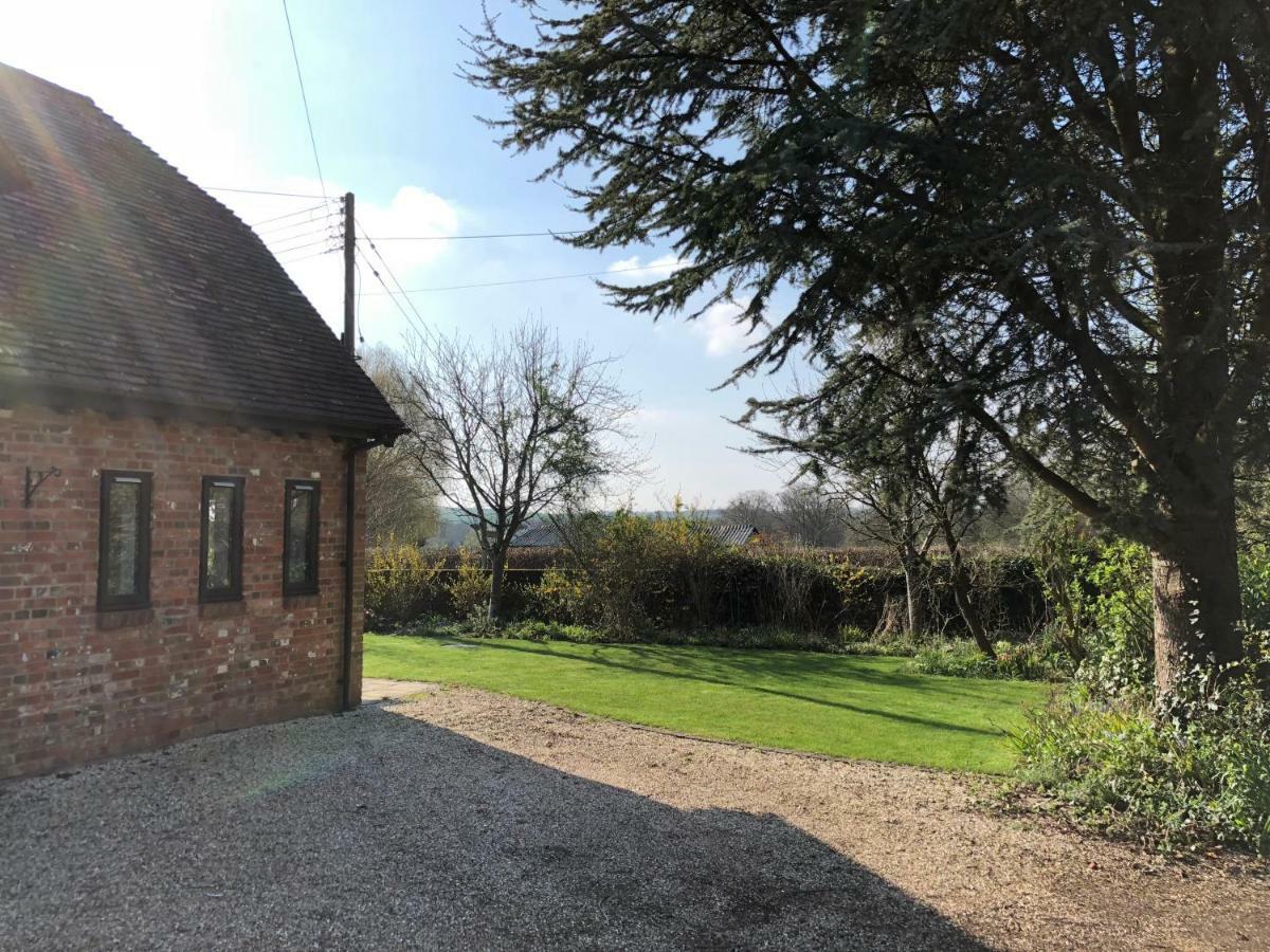 The Stable Barn *On The Edge Of The New Forest* Downton  Eksteriør billede